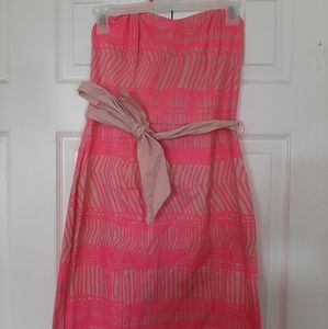 Nwt fits a small dress bright pink and beige